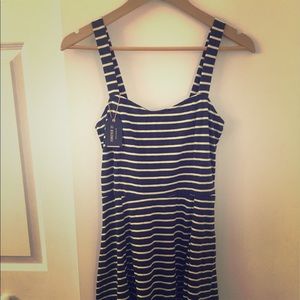 New adorable navy summer dress w/ yellow stripes!