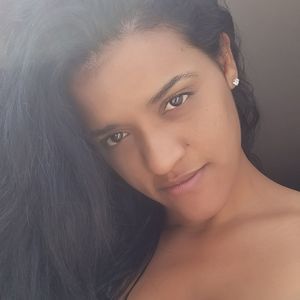 Meet your Posher, Helen