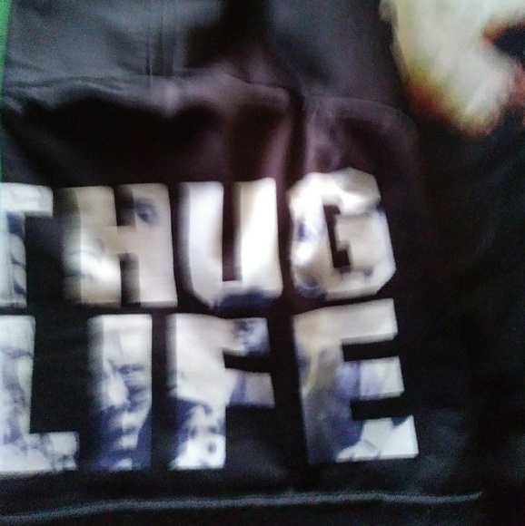 2 Pac thug life t-shirt - Picture 3 of 3