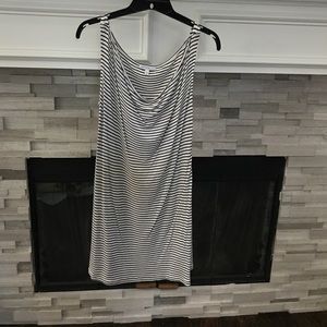 Gap Maternity tank