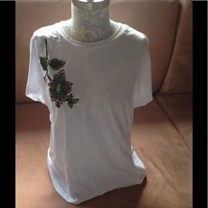 Zara Basic Collection. White t-shirt. Size L.