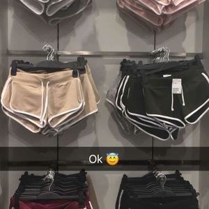 Meet your Posher, Jarline