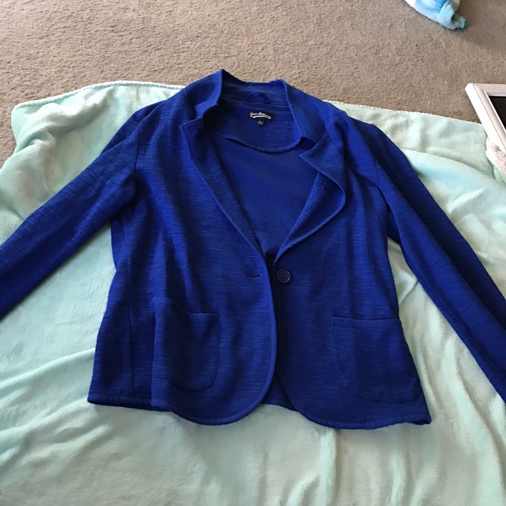 Long sleeve blue blazer