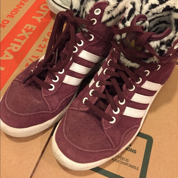 Adidas - Picture 1 of 1