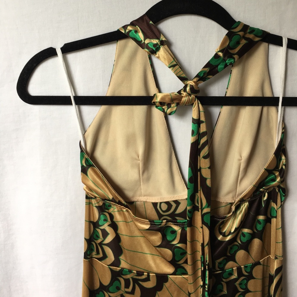 Peacock printed halter maxi dress. - Picture 6 of 8