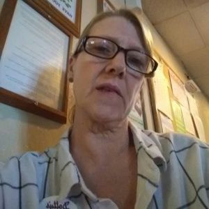 Meet your Posher, Dani