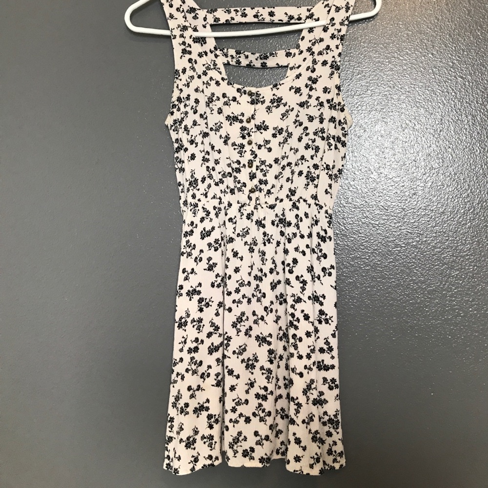 Mid thigh dress