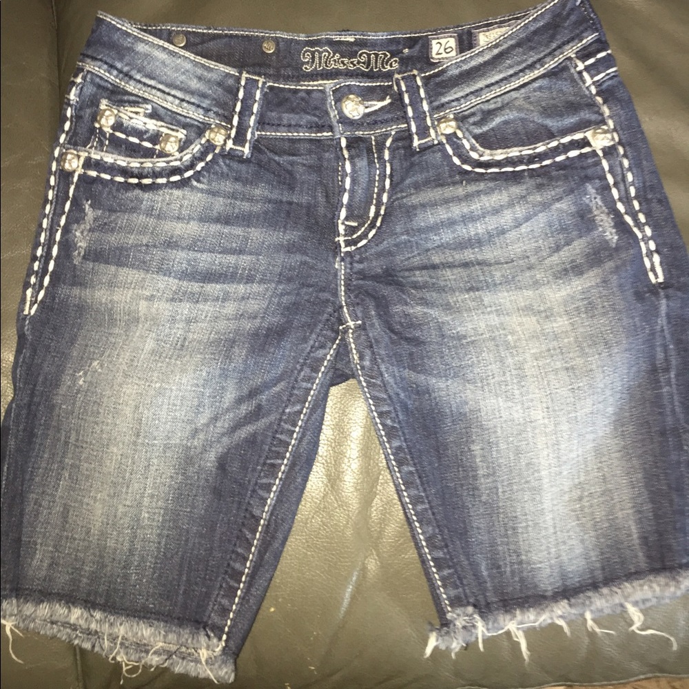 Miss Me Bermuda shorts