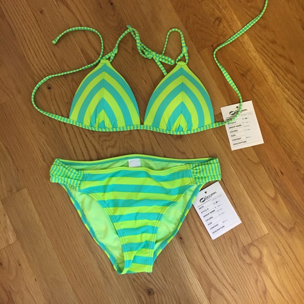 Bathing suit