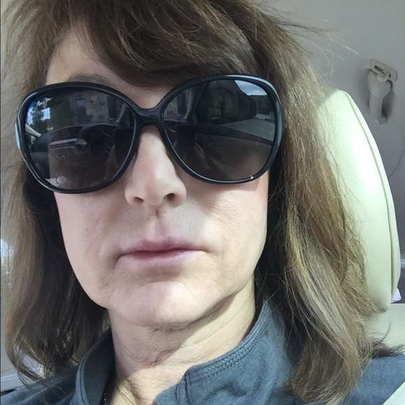 Meet your Posher, Susan - Picture 1 of 1