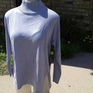 Vince Camuto turtle neck sweater