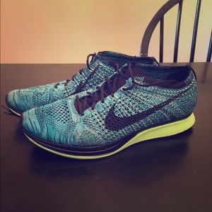 Men's Nike Flyknit Racer