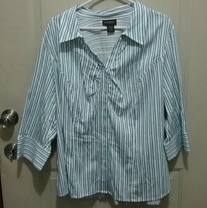 Women's 22/24W Lane Bryant 3/4 sleeve blouse