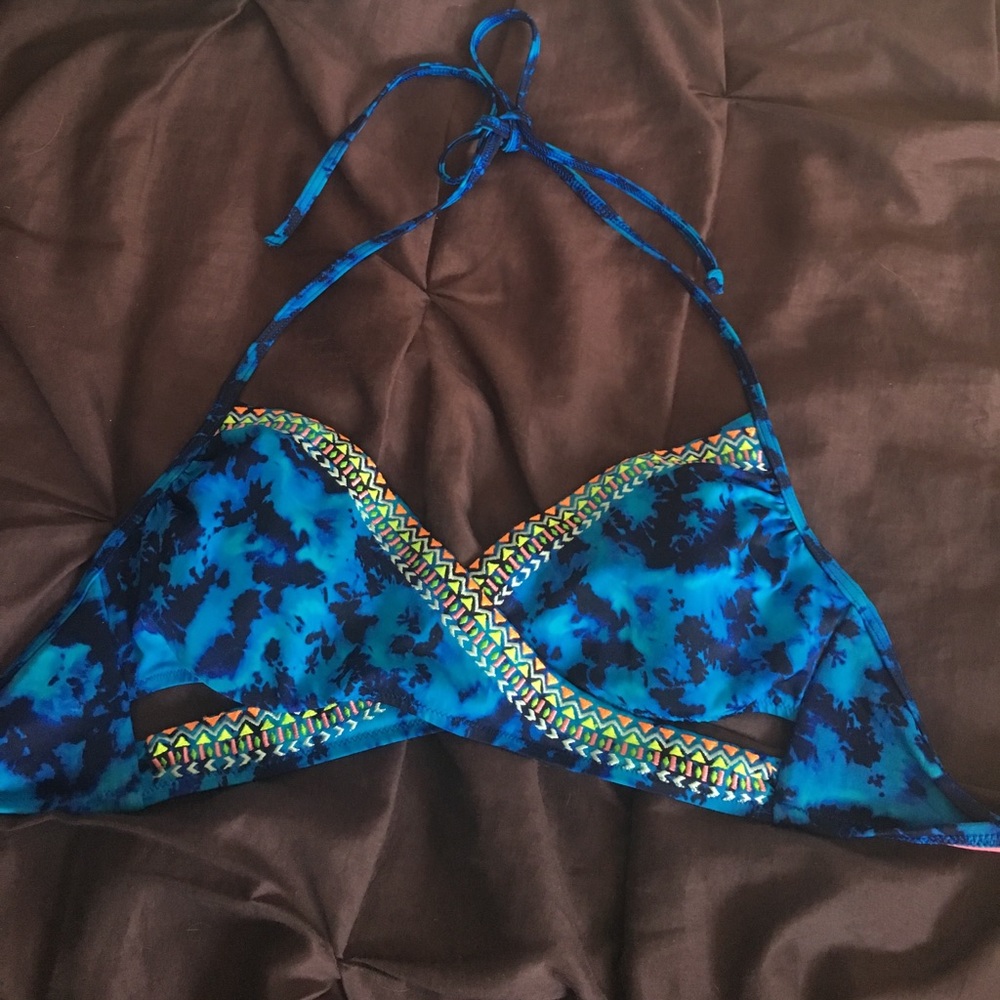 Adorable Victoria's Secret Pink Wrap Swim Top