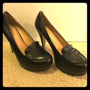 Nine West size 6 platform heels