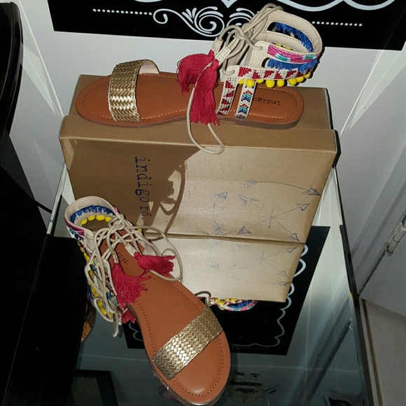 *SOLD*NEW INDIGO RD. GOLD MULTI LL SANDALS - Picture 2 of 8