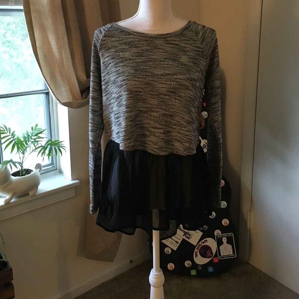 GB Heathered Grey/ Black Sweater w Lace Up Back