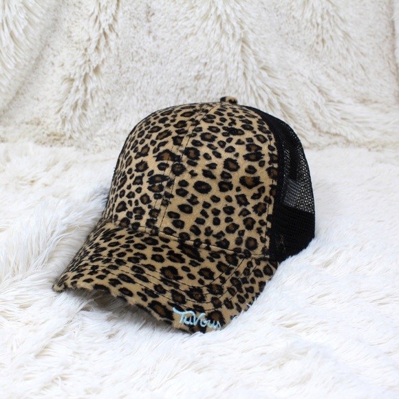 ⭐️ LEOPARD PRINT SNAPBACK HAT - Picture 1 of 2