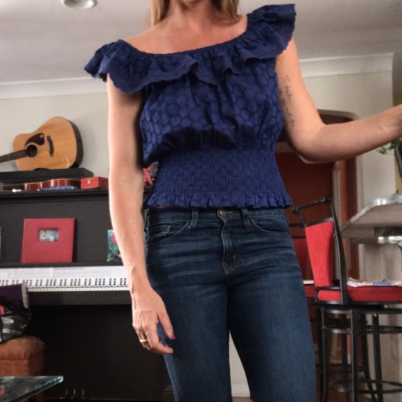 Spring Top - Picture 2 of 5