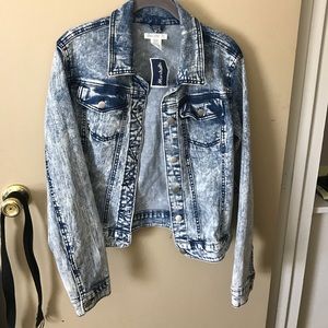 Stone washed jean jacket