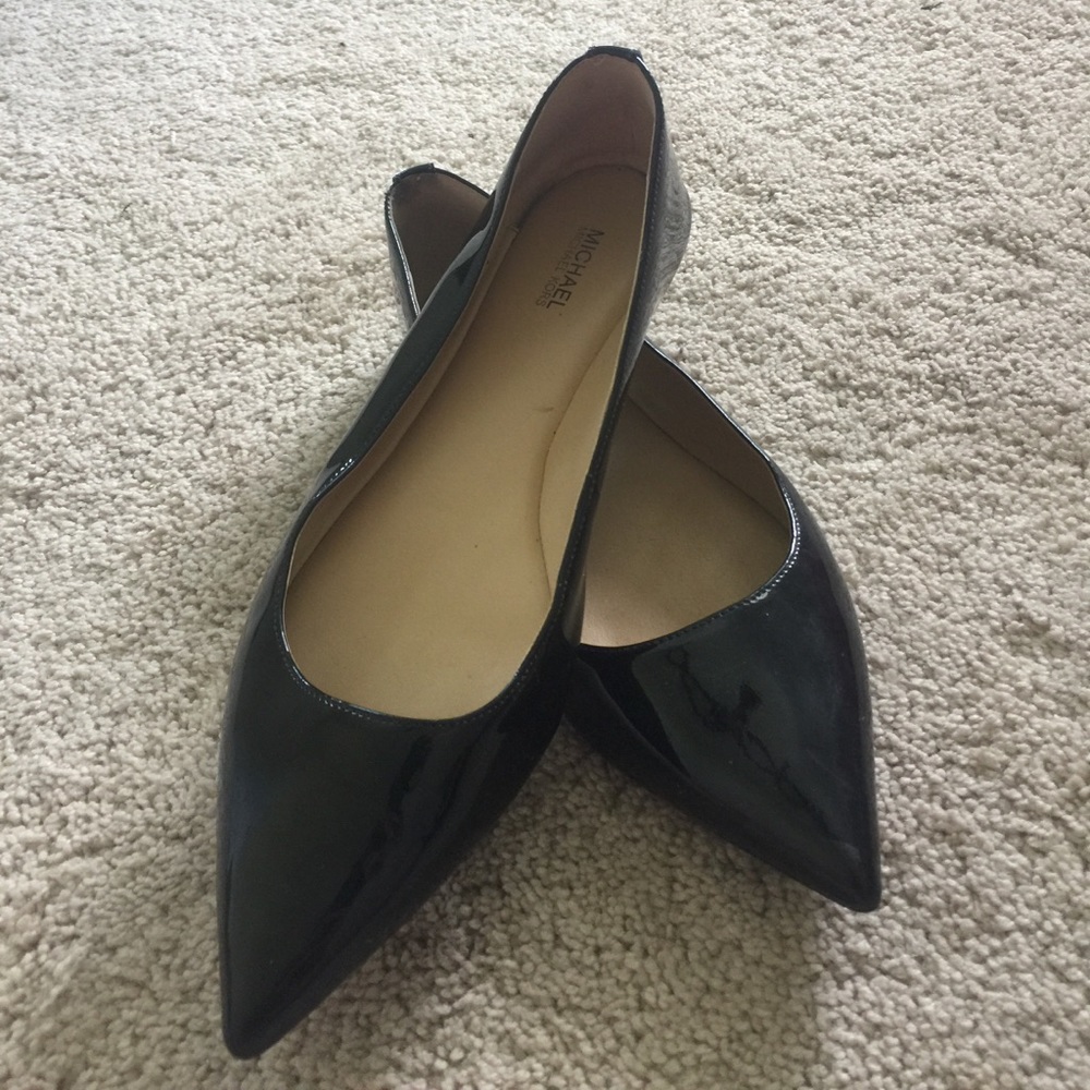 Michael Kors black flats size 8.5