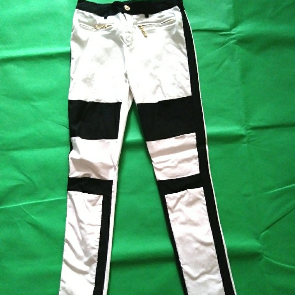 Black and white retro pants