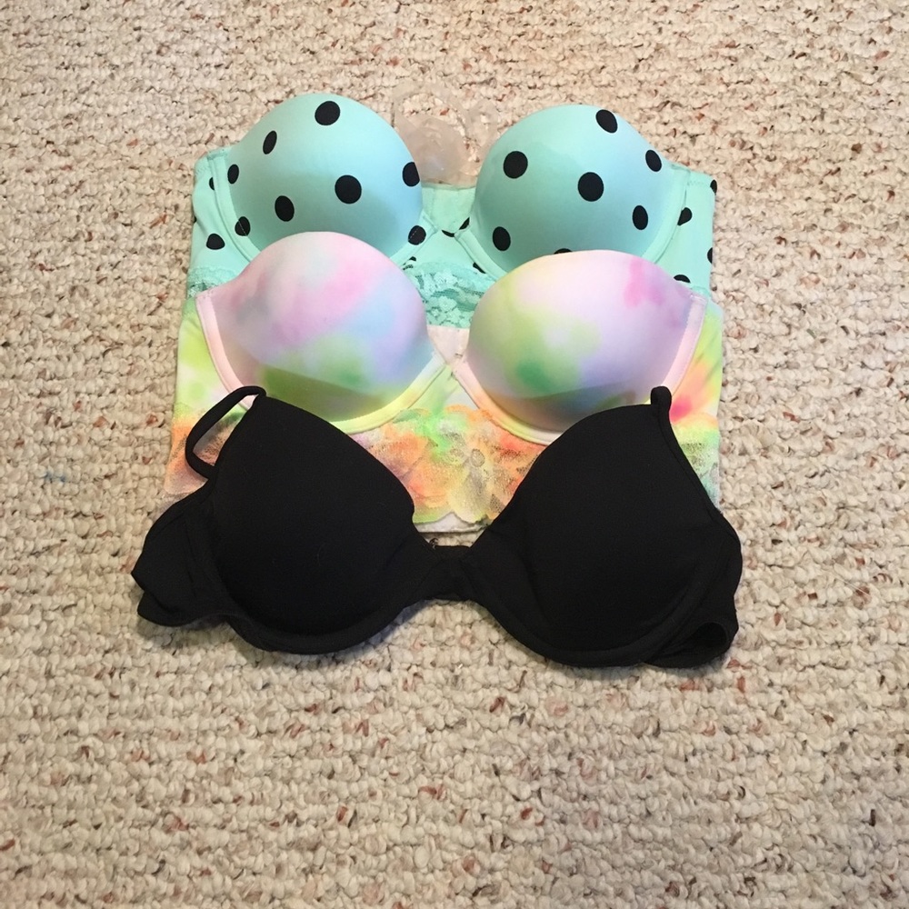 Lot of Victorias Secret Pink bras