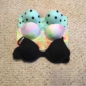 Lot of Victorias Secret Pink bras