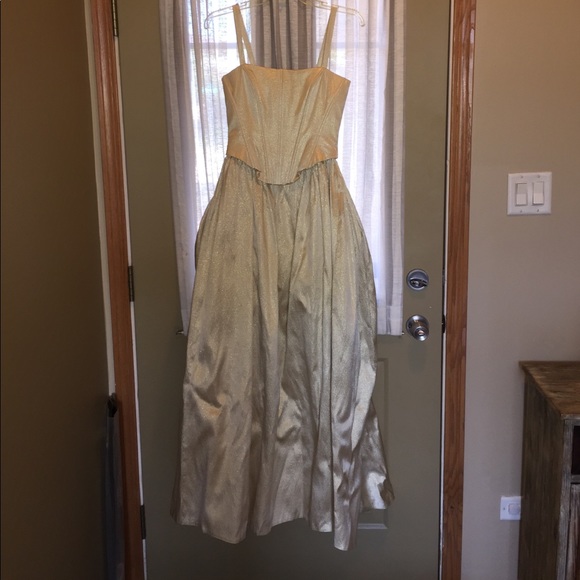 Formal Jessica McClintock Dress - Picture 2 of 3