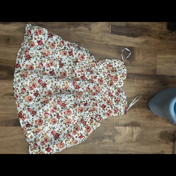White Floral Strapless Dress - Picture 1 of 2