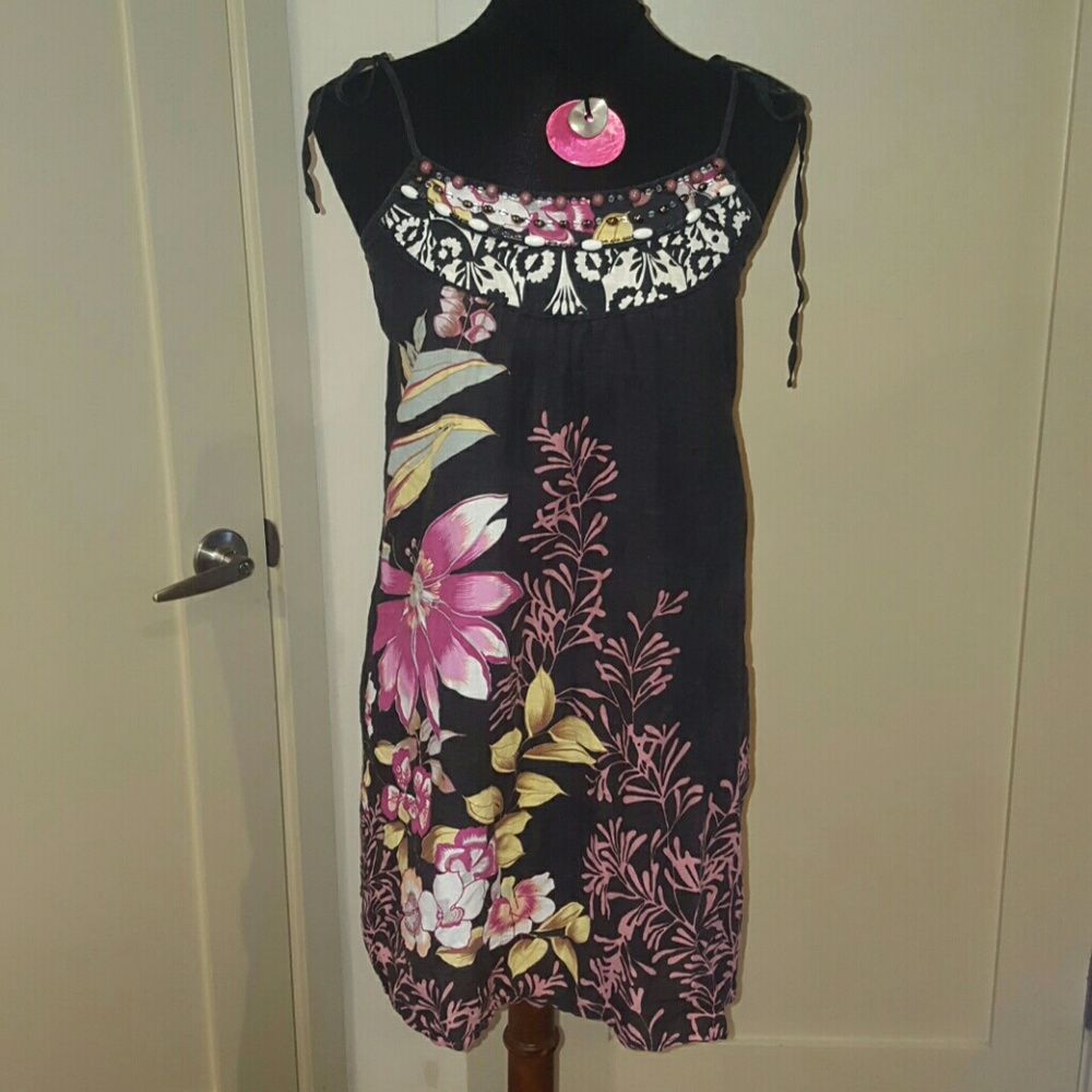 Hawaiian sundress