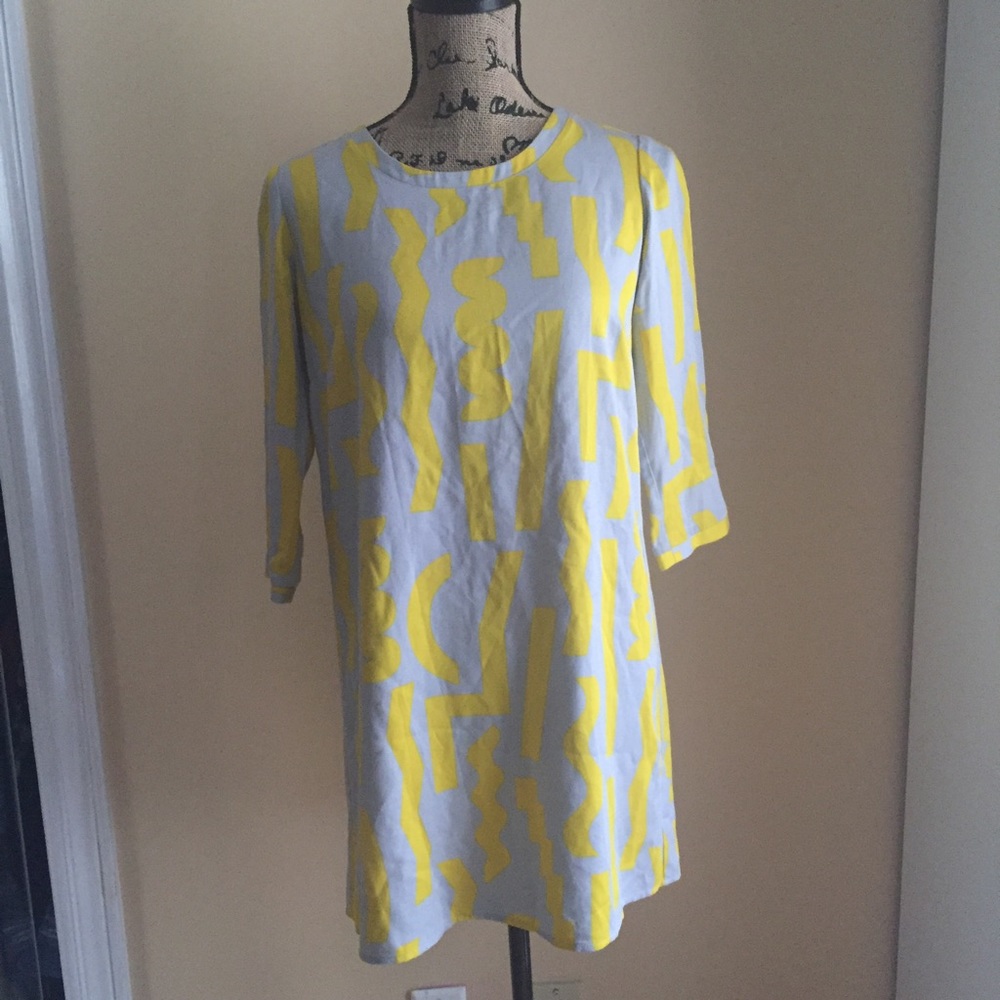 Dusen Dusen Yellow Sunbent Shift Dress - Picture 2 of 5