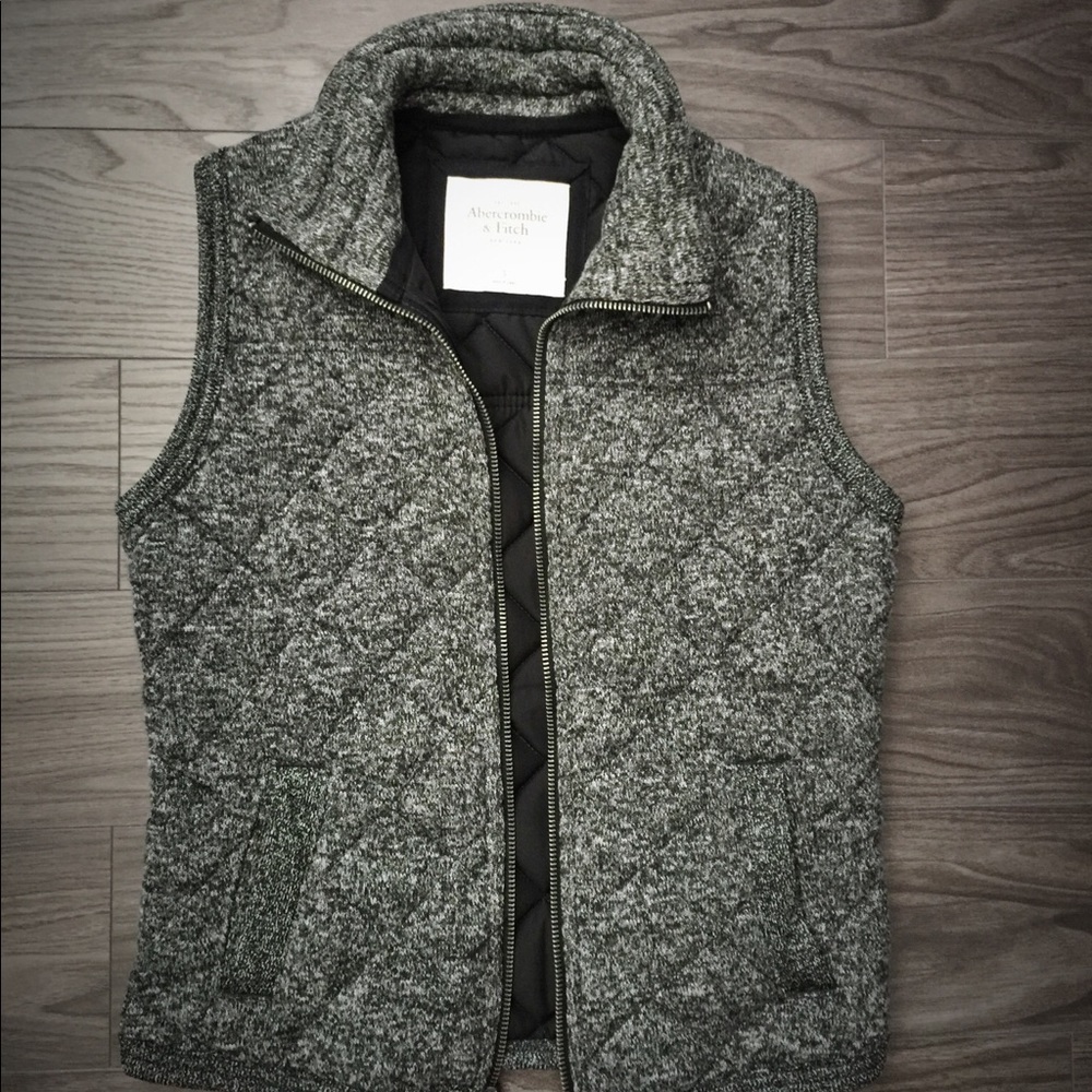 A&F VEST