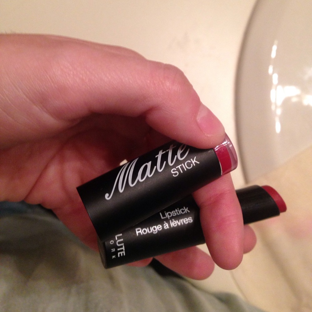 Absolute New York Matte Lipstick in Dark Red