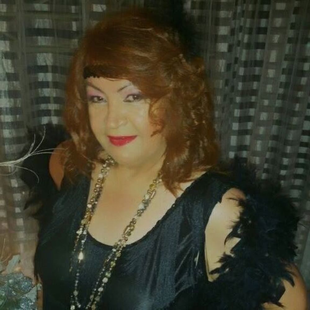 Meet your Posher, Kira