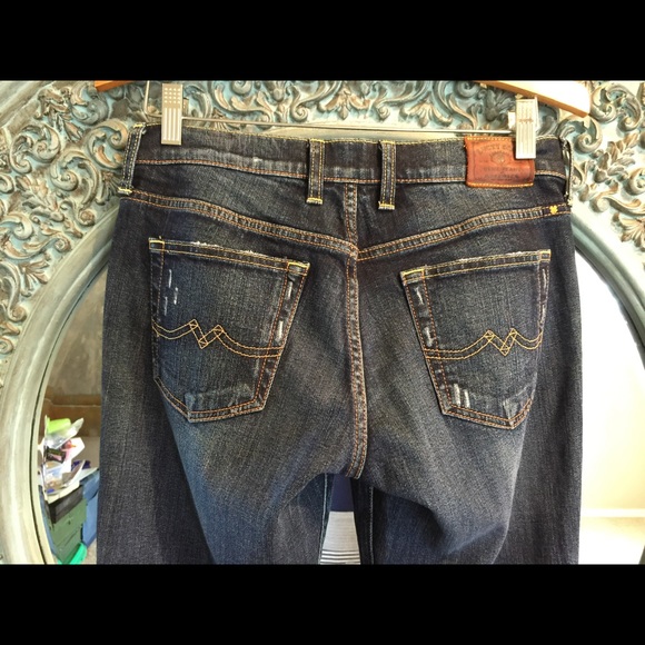Denim jeans by Lucky Brand. Size 4/27. 32" inseam. - Picture 4 of 5