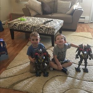 Meet your Posher, Romaine