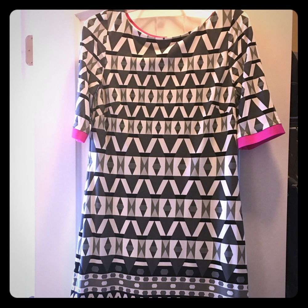 Geometric print dress