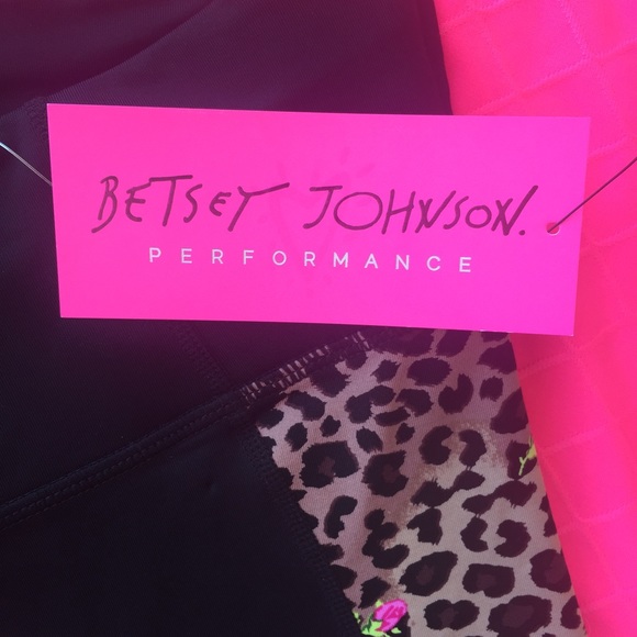 BETSEY JOHNSON LEOPARD ROSE CROP MESH  LEGGING 2X - Picture 6 of 8
