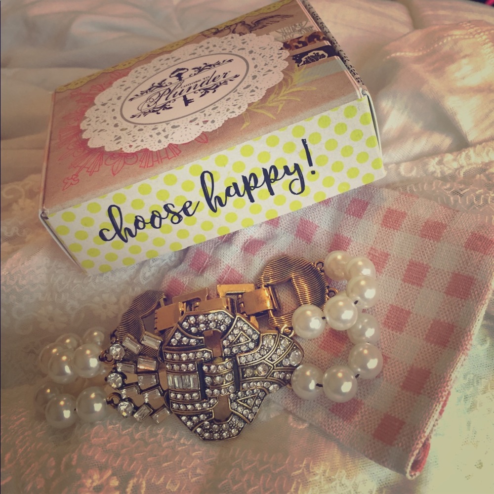 Pearl bracelet