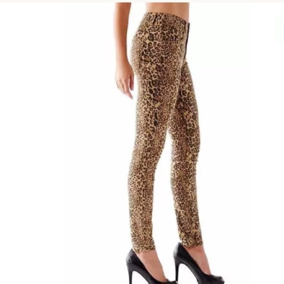 NWOT GUESS 1981 POWER SKINNY LEOPARD JEANS SZ 25 - Picture 3 of 7