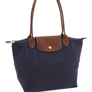 Authentic purple longchamp tote! Great summer bag
