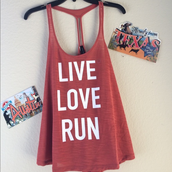 NWT Women's Tank Top. - Picture 4 of 4