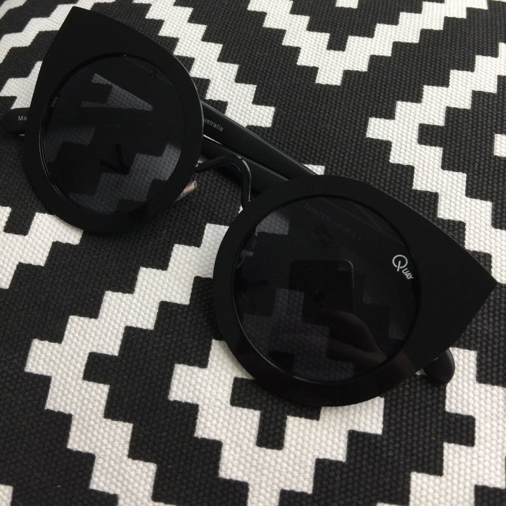 QUAY sunglasses!
