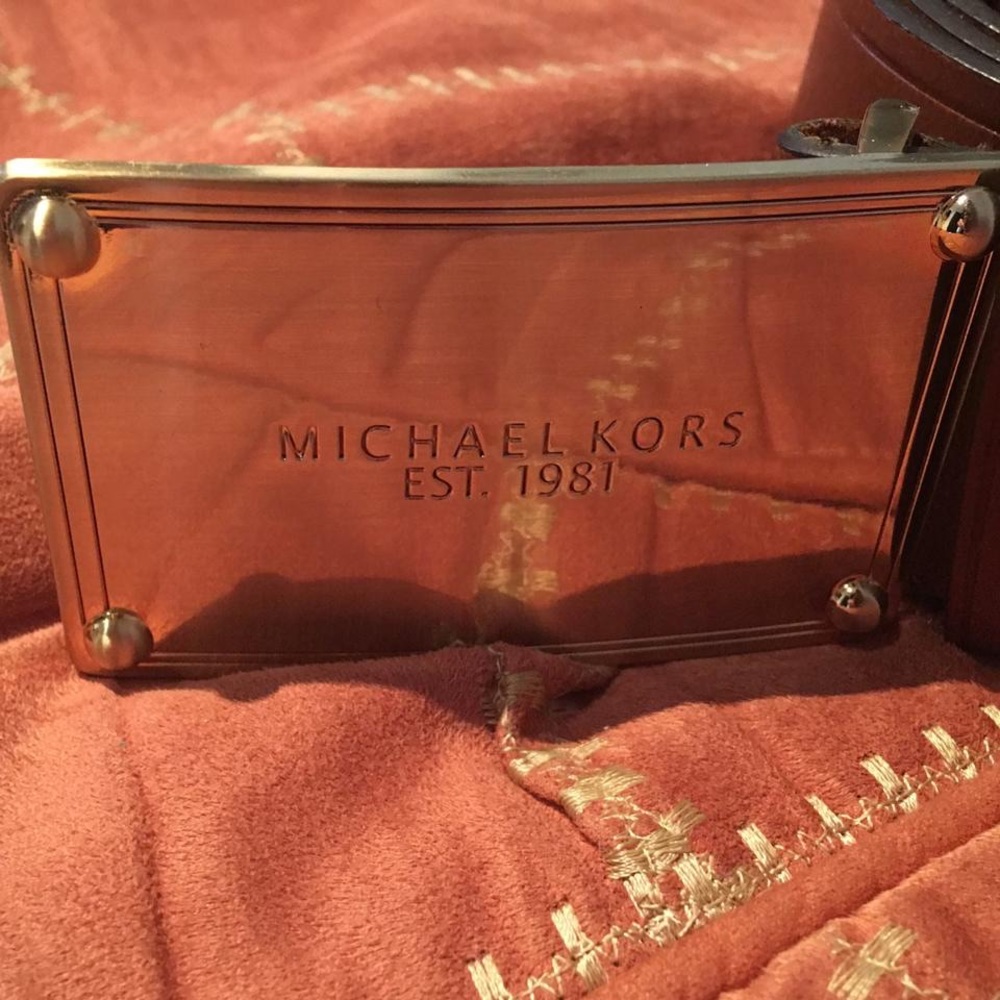 Leather Michael Kors belt