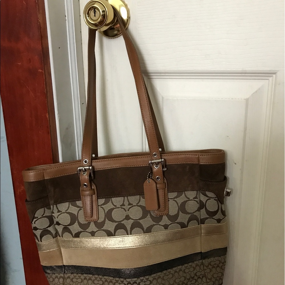 Coach shoulder bag