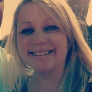 Meet your Posher, Katelyn