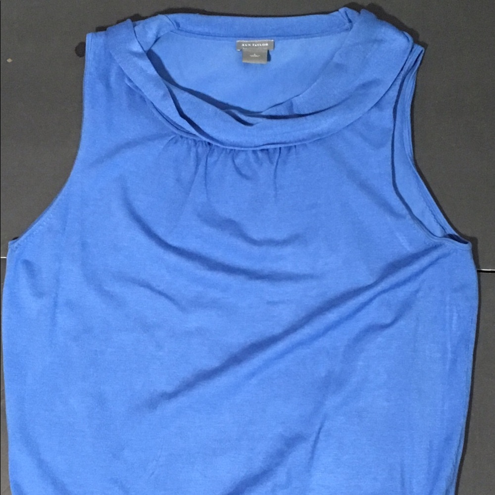 Ann Taylor L Sleeveless cowl Knit