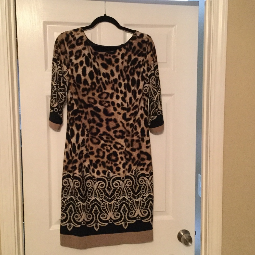 Dress - Picture 2 of 2