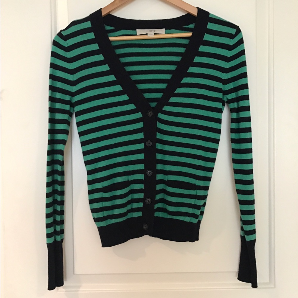 Ann Taylor -LOFT cardigan